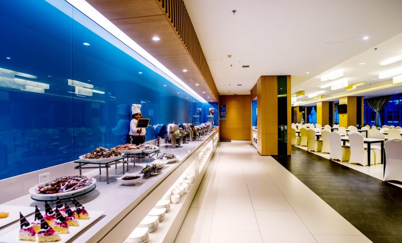 Holiday Inn Express City Centre Dalian 4