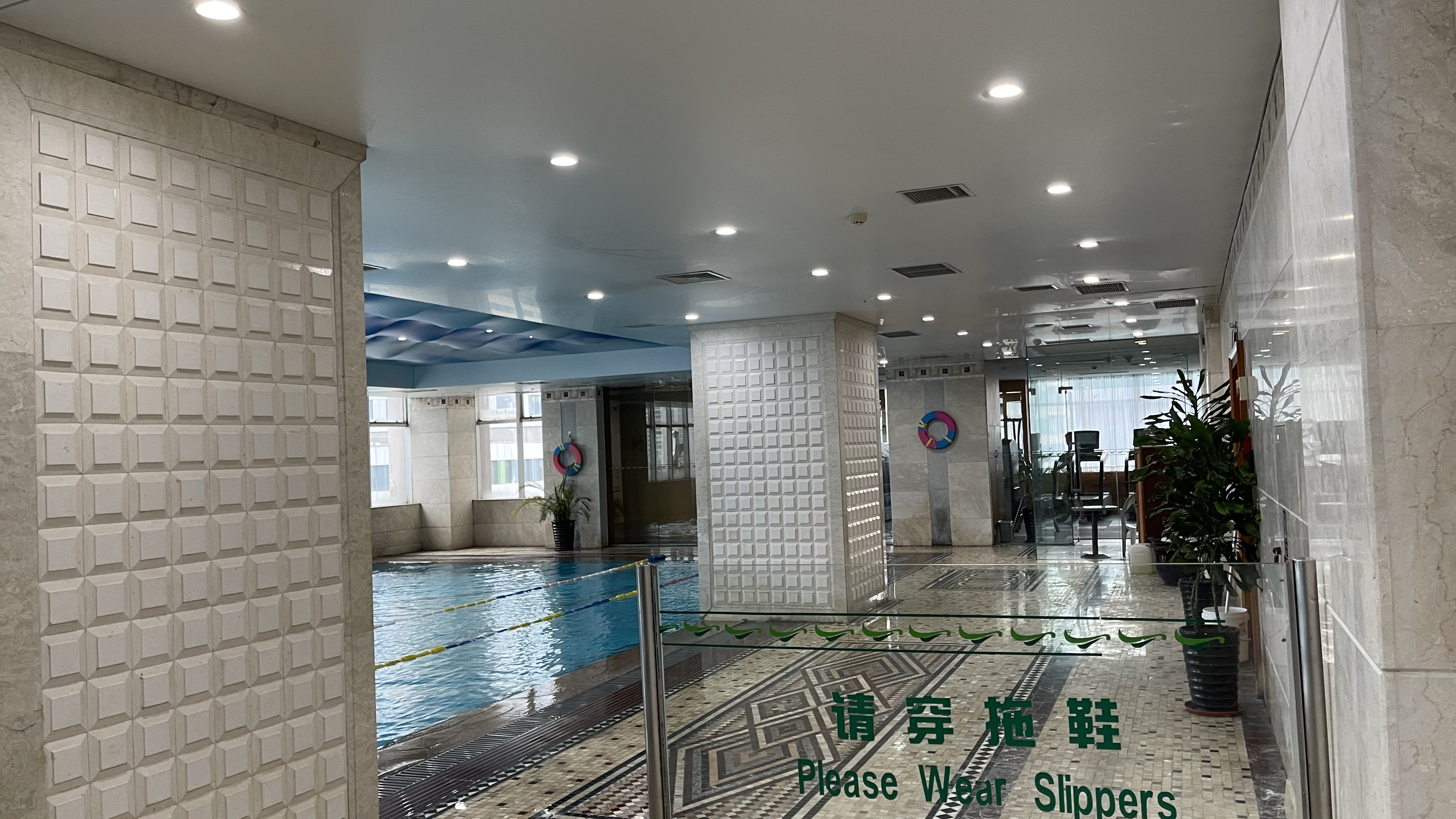 Central Plaza Hotel 11